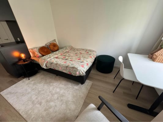 Sala Kamer met eigen sanitair imagem 1