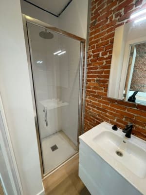 Sala Prachtige  kamer met eigen badkamer  imagem 5