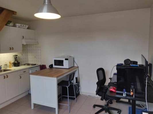Estúdio Leuven huisje in steeg te huur 1 slaapkamer imagem 3