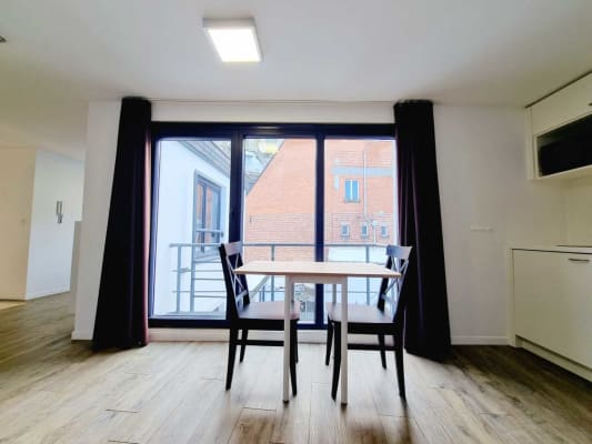 Studio Moderne studio met eigen badkamer en keuken beschikbaar voor AJ2026-2027 foto 6