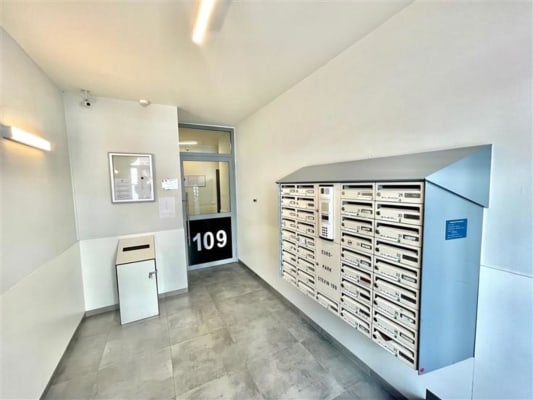Studio Furnished Studio --> Stevinstraat - 1000 Bruxelles Bild 1