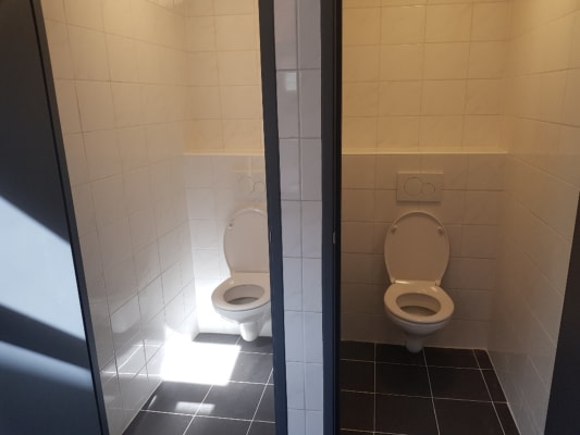 Sala Perfect onderhouden kamer(kot 202) in kleinschalig rustig studentenhuis (4 koten) met TopKot label. imagem 18