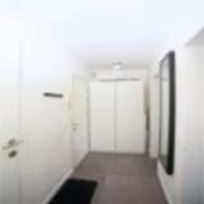 Kamer 40m2 - unieke kans - living - keuken - douche-wc en 1 slpkmr te huur in het Sportkot van Leuven. Gemeubeld. Toplocatie! foto 2