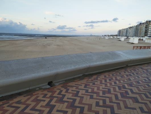 Estúdio Prachtige gerenoveerde studio aan zee. imagem 6