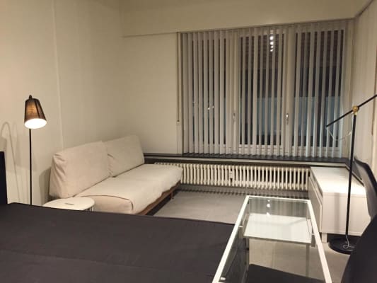 Kamer Zeer ruime en gunstig gelegen gemeubelde studio met alle comfort vlakbij ST.Pieterstation zijde centrum foto 1