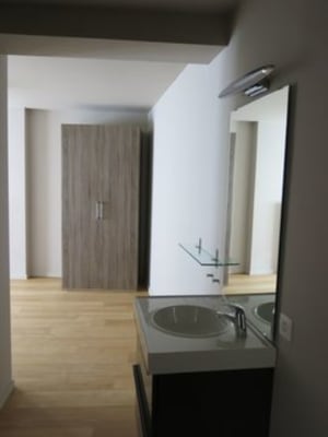 Kamer kamer van 19m2 op 1ste verdiep foto 3