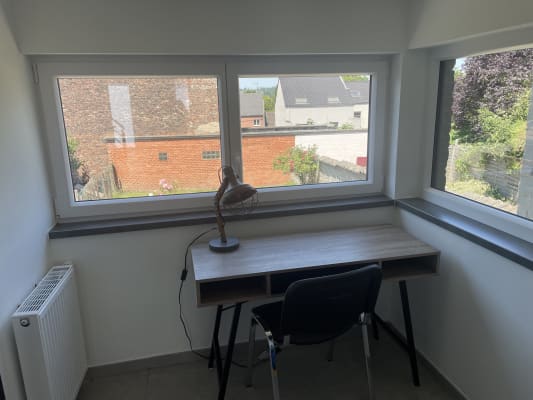 Huis Kot dans un maison entièrement rénovée de 4 chambre  foto 4