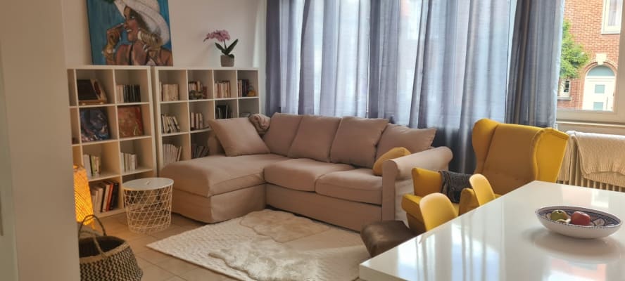 Sala Chambre à louer avec bureau et SDD (terrasse et jardin) imagem 4