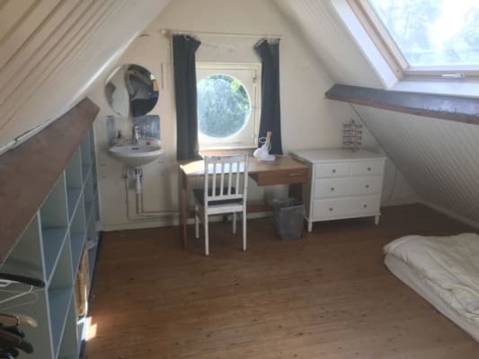 Sala Chambre à louer à Waterloo dans un beau quartier calme proche des transports/du Ring  imagem 3