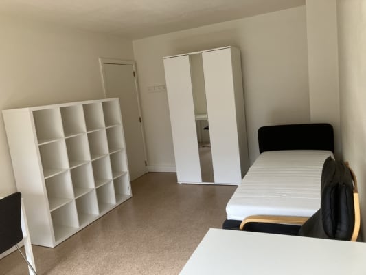Kamer Hoveniersdreef 37 foto 1