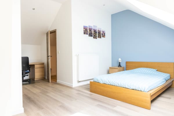 Casa  NOUVELLE colocation sur Gosselies! TOTALEMENT RENOVEE! imagem 2