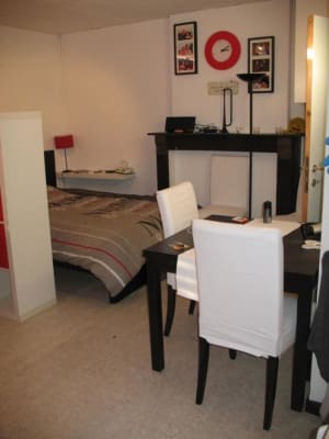 Studio Studio avec salle de bain et cuisine personnelles pour étudiant(e) image 3