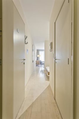Apartamento 1 bedroom  37 m² Studio for rent in Kruidtuinlaan 1000 Brussels City imagem 2
