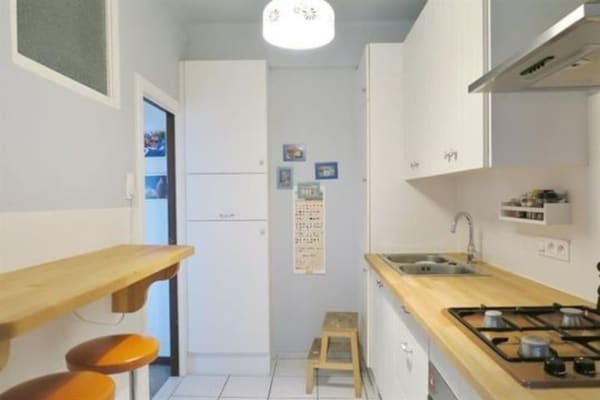 Appartement Charming 2-bedroom apartment image 2