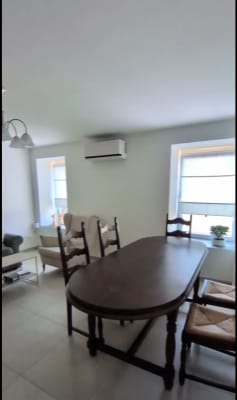 Casa Chambres à louer – rénovée à Montignies-sur-S (3 min. Helha) imagem 1