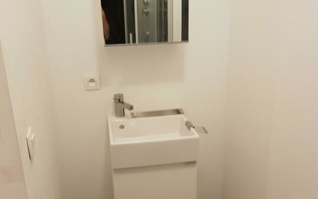 Kamer Room with private shower/bath and private kitchen foto 2