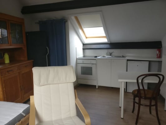 Sala Kamer te huur imagem 3