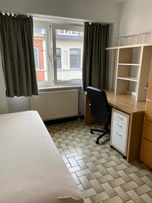 Kamer Justus Lipsiusstraat 8 foto 5