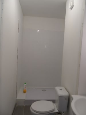 Studio KOT avec SDB PRIVEE pour etudiante Immagine 5