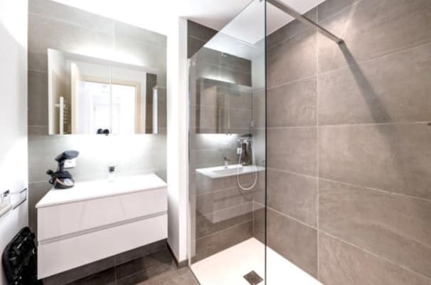 Appartement 3 bedrooms apartment 163 m² in Waterloo foto 1