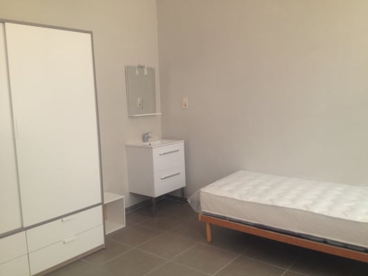 Ev Chambres étudiant près de la gare resim 2