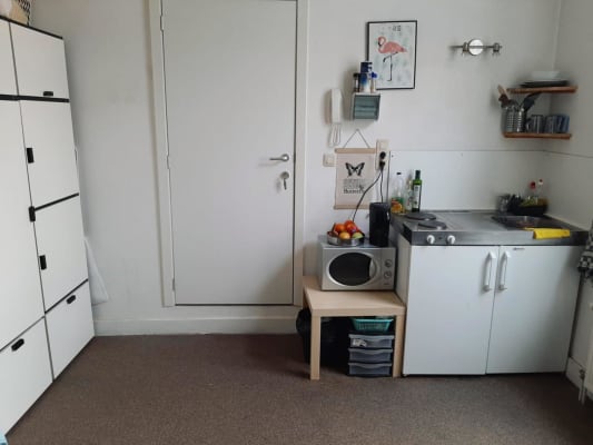 Kamer Gezellige, ruime studentenkamer in authentiek en rustig gebouw foto 4