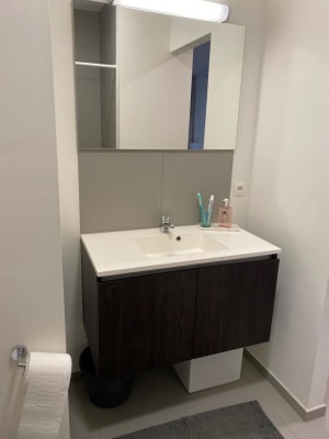 Kamer Gemeubileerd kot met eigen lavabo in een nieuw en modern gebouw in Zuid foto 5