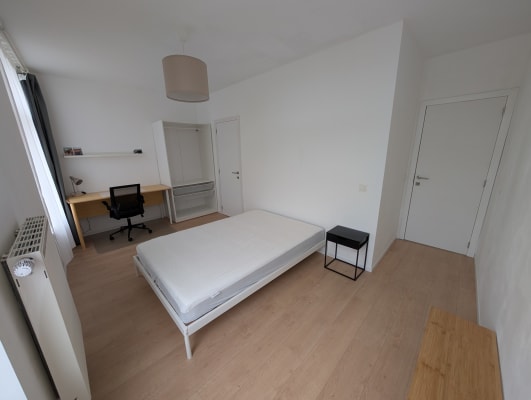 Ev Maison rénovée avec 4 chambres spacieuses à Gilly resim 1