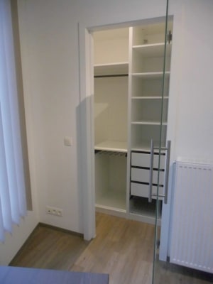 Room Een aangenaam kot in Antwerpen van 22m² aan € 495 per maand image 1