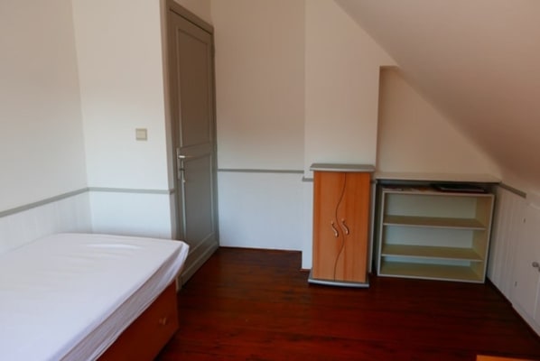 Sala Chambre à Ottignies (300m de la gare) imagem 2