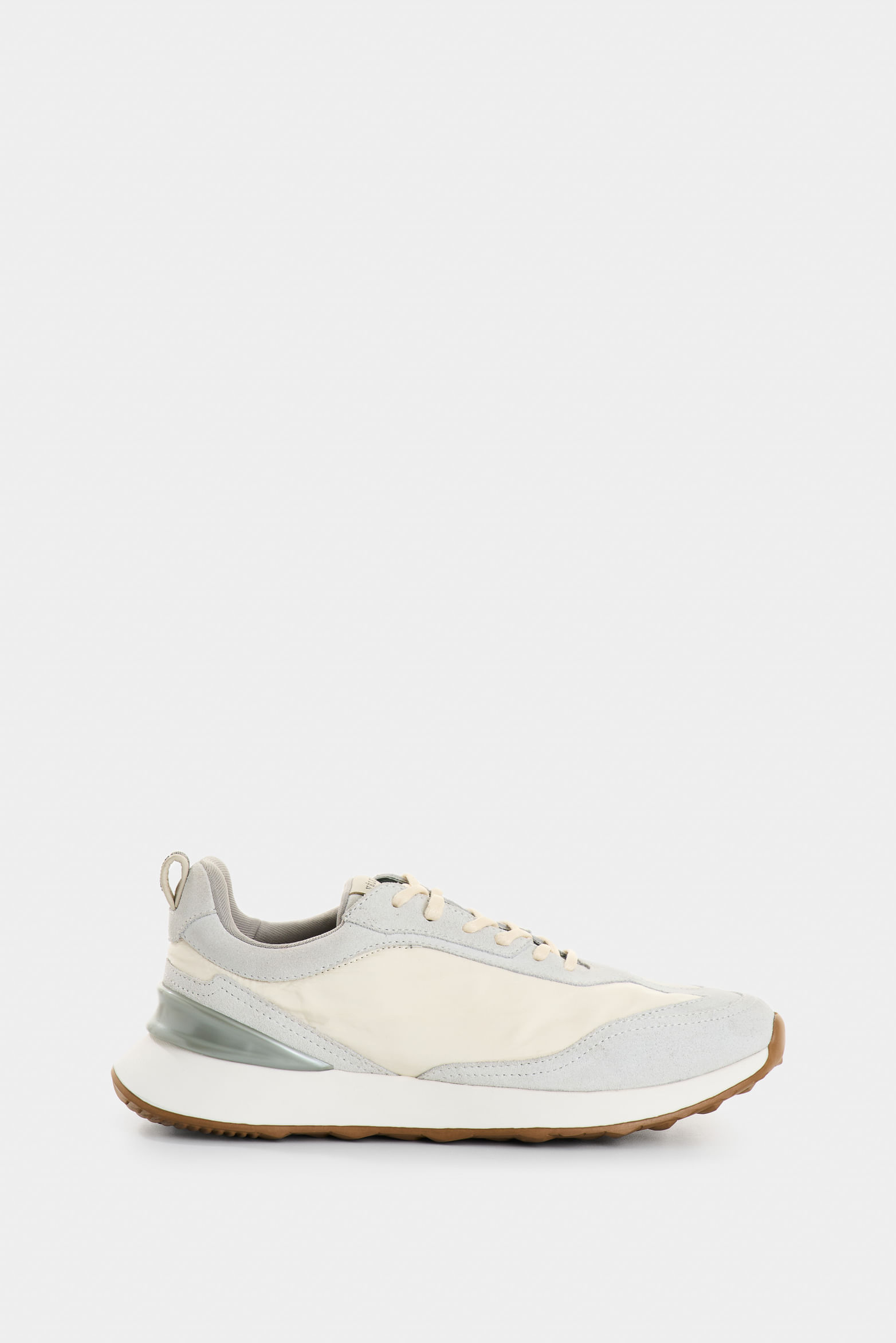 Zapatillas Elios de cuero para mujer detalle millaré