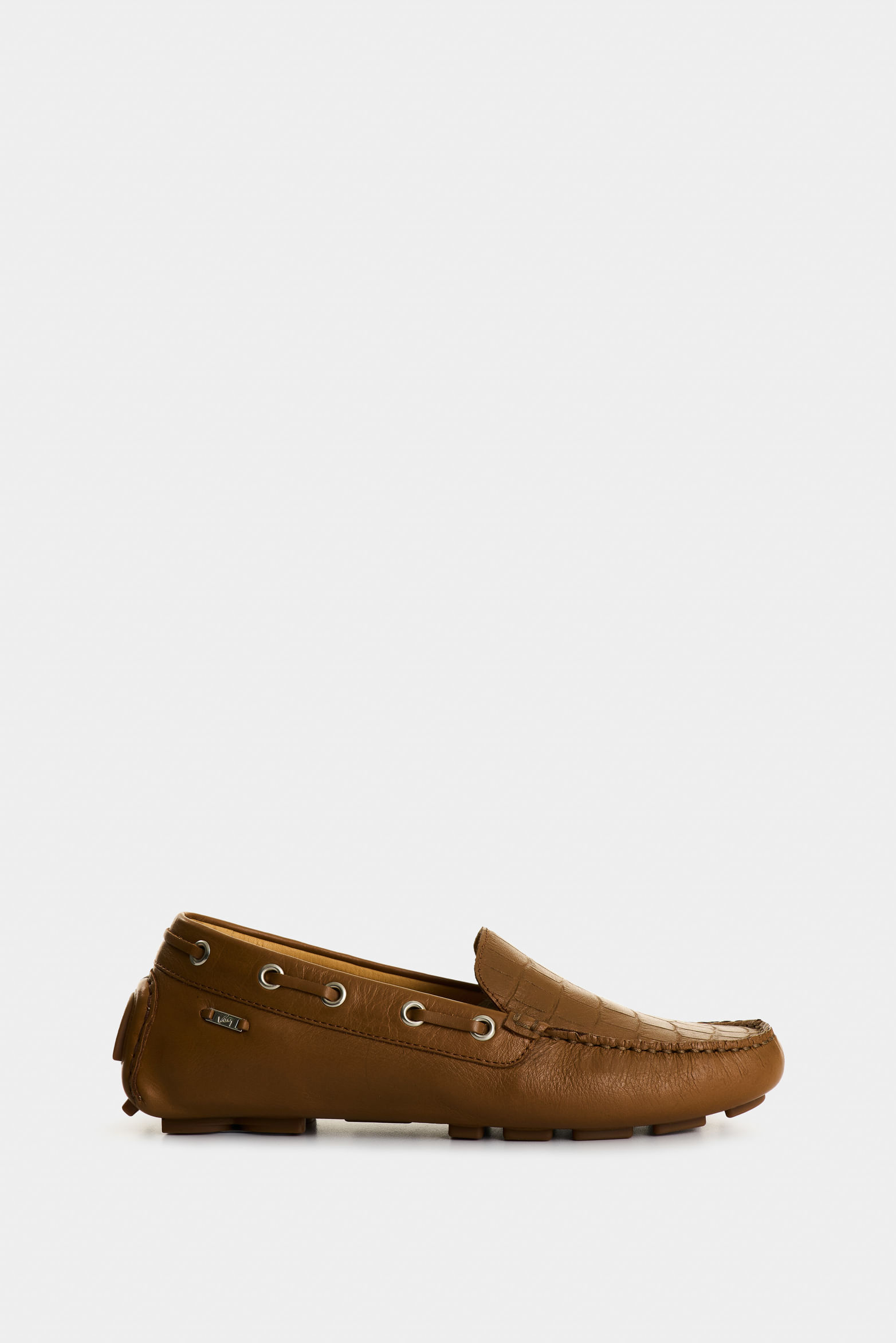 Mocasines Calcedonia 2.0 de cuero para mujer detalle grabado