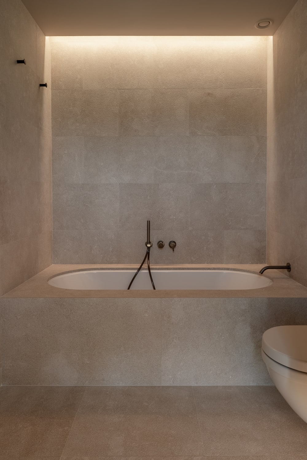 Zweites Badezimmer