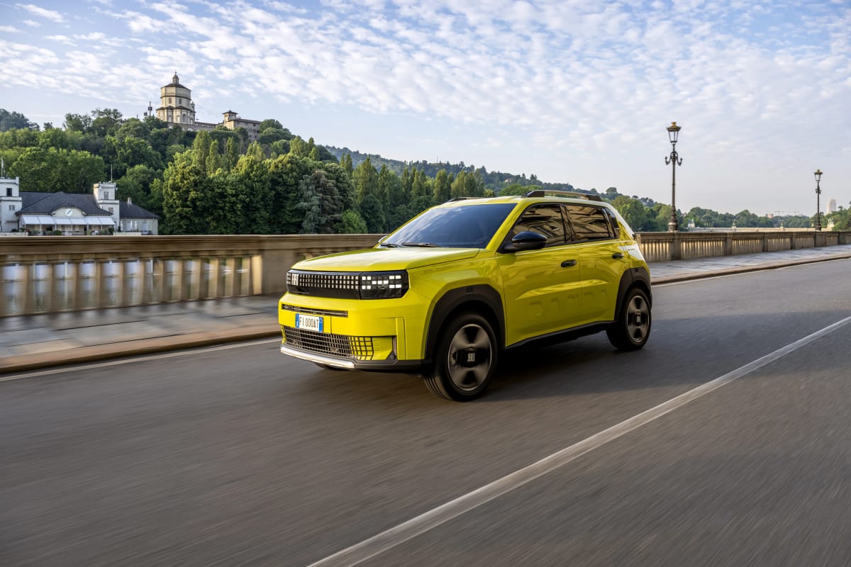 Fiat GRANDE PANDA Hybrid Business