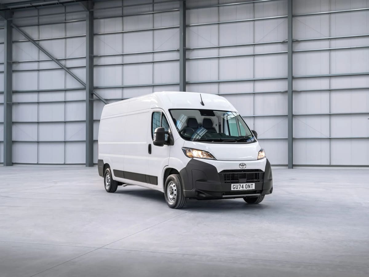 Toyota PROACE MAX 2.2D 140CV 35 L2H2 MT