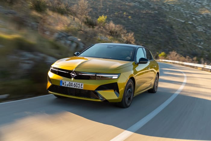 Opel ASTRA ST Plug-In Hybrid 195cv Edition eDCT SW