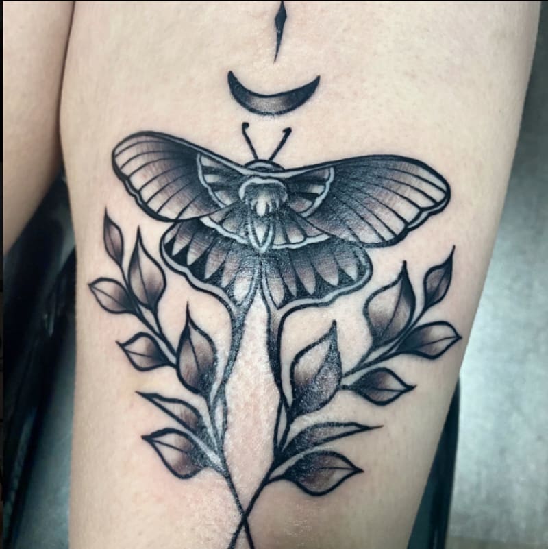 traditional tattoo by Jose - Sueño Tattoo, Laurel MD