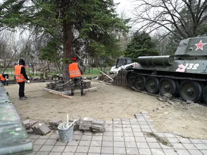 Реставрацию территории Выставочного зала Боевой Славы в Краснодаре завершат к середине апреля