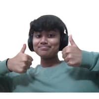 Samara IB DP2 Student