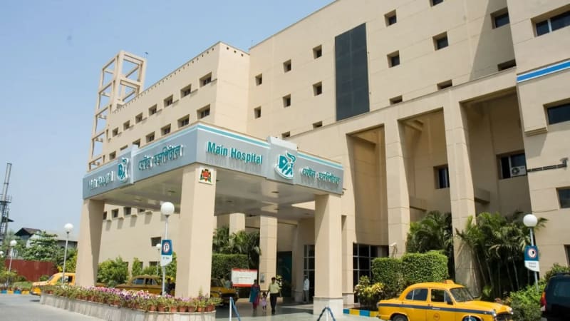 Apollo Gleneagles Nursing College Banner