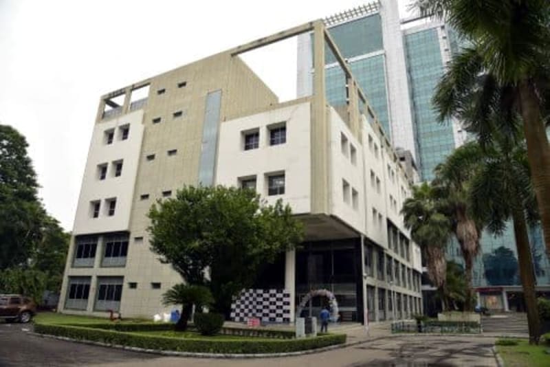 International Management & Analytics School  -[IMAS] Banner