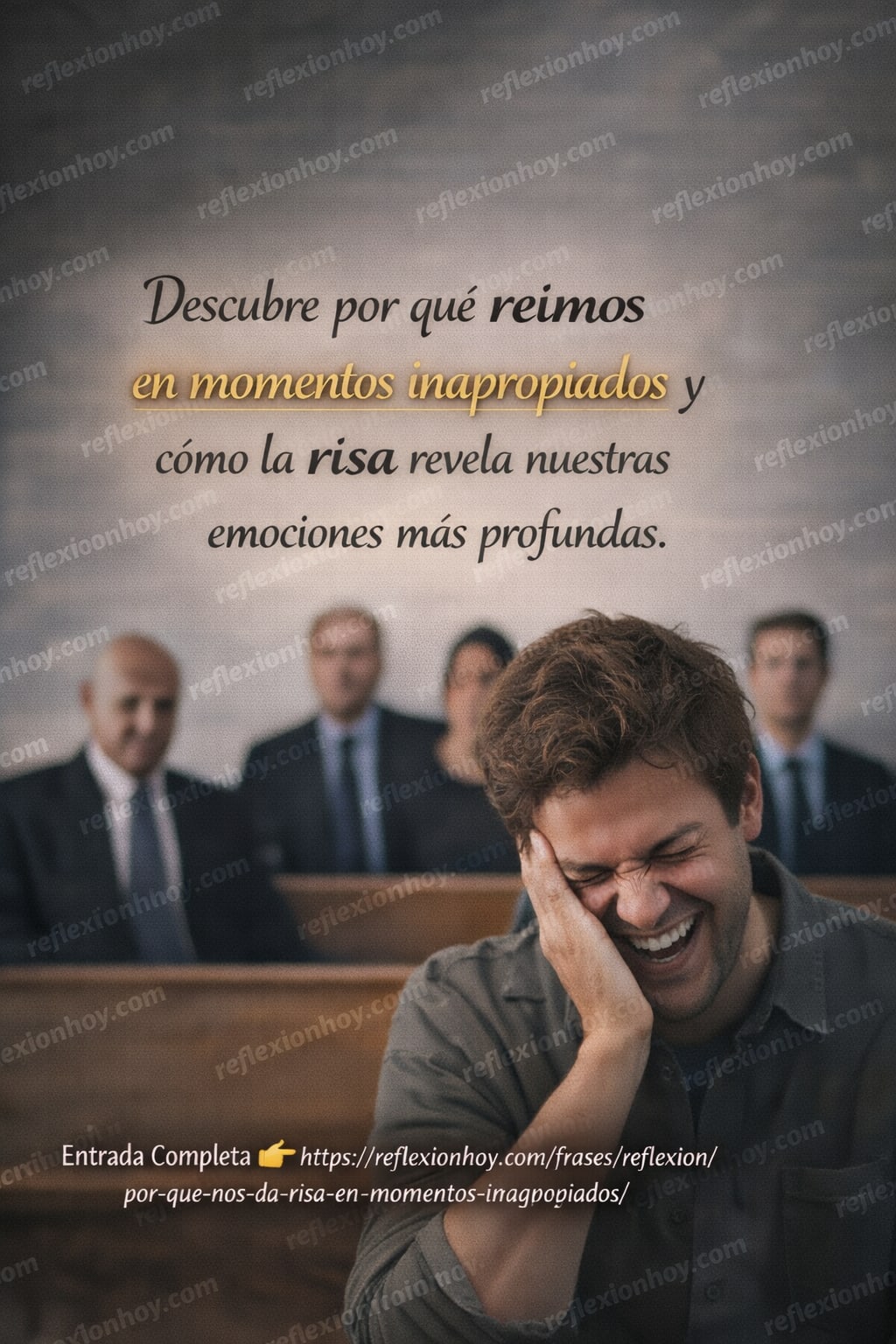 Una persona riendo en un entorno inesperado, mostrando la curiosidad de la risa involuntaria.
