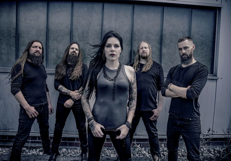 Britta Görtz, Hiraes