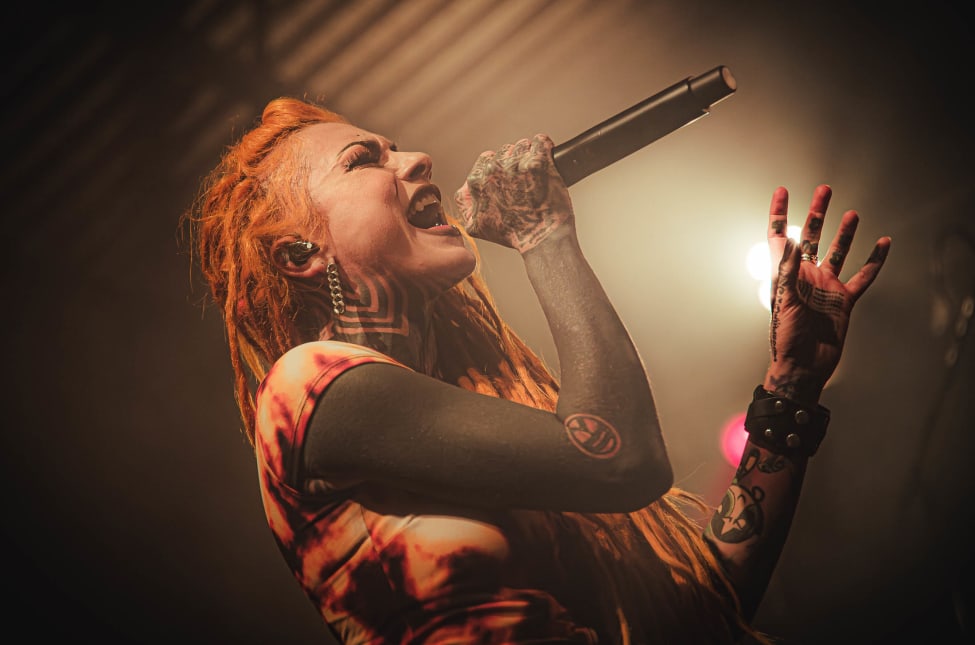 Infected Rain, Lena Scissorhands