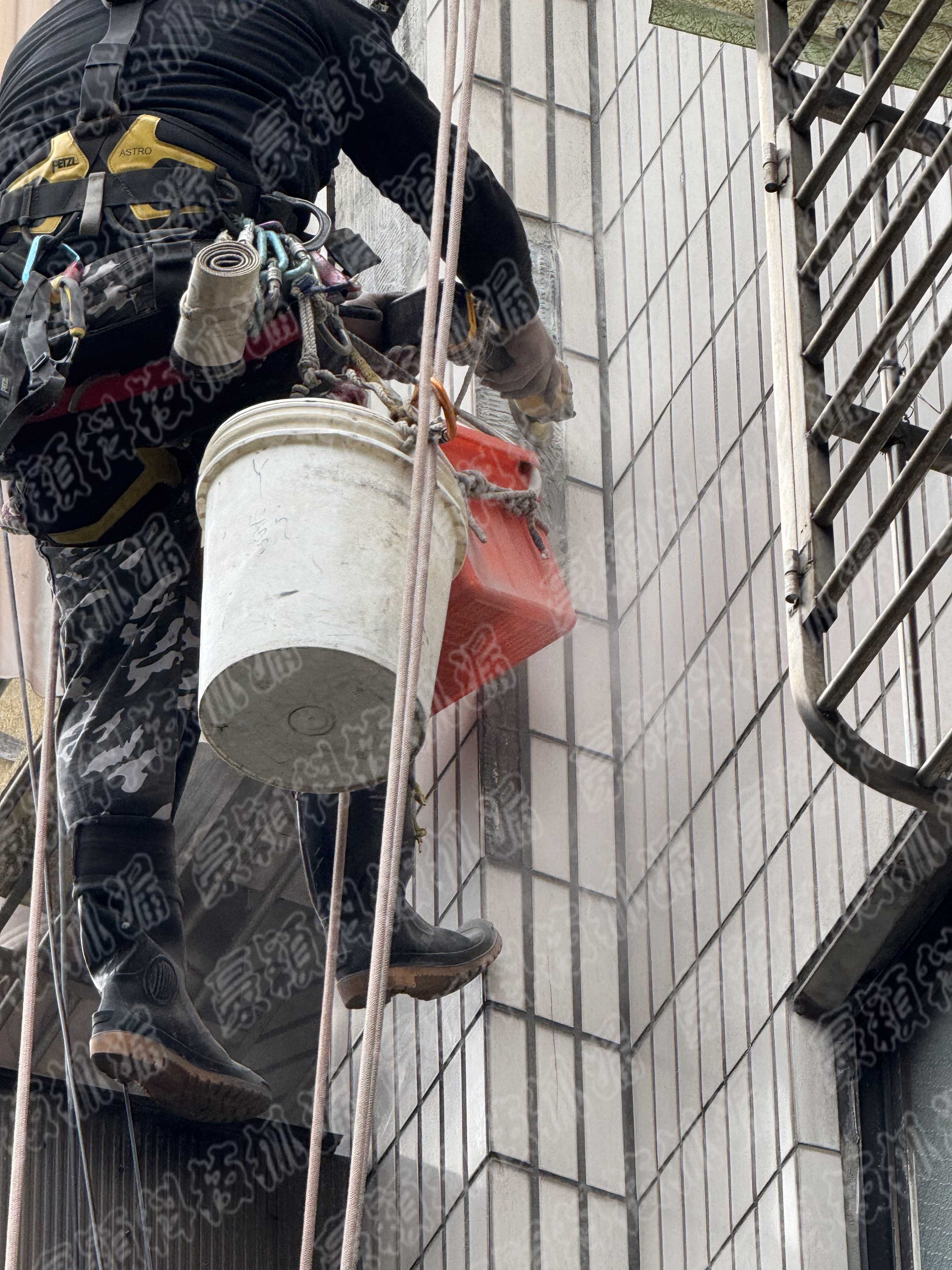 外牆防水工程施工全攻略：告別壁癌漏水，守護居家安全！