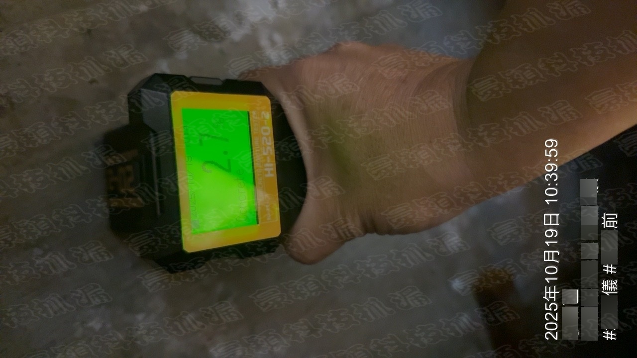 使用混凝土濕度計進行檢測