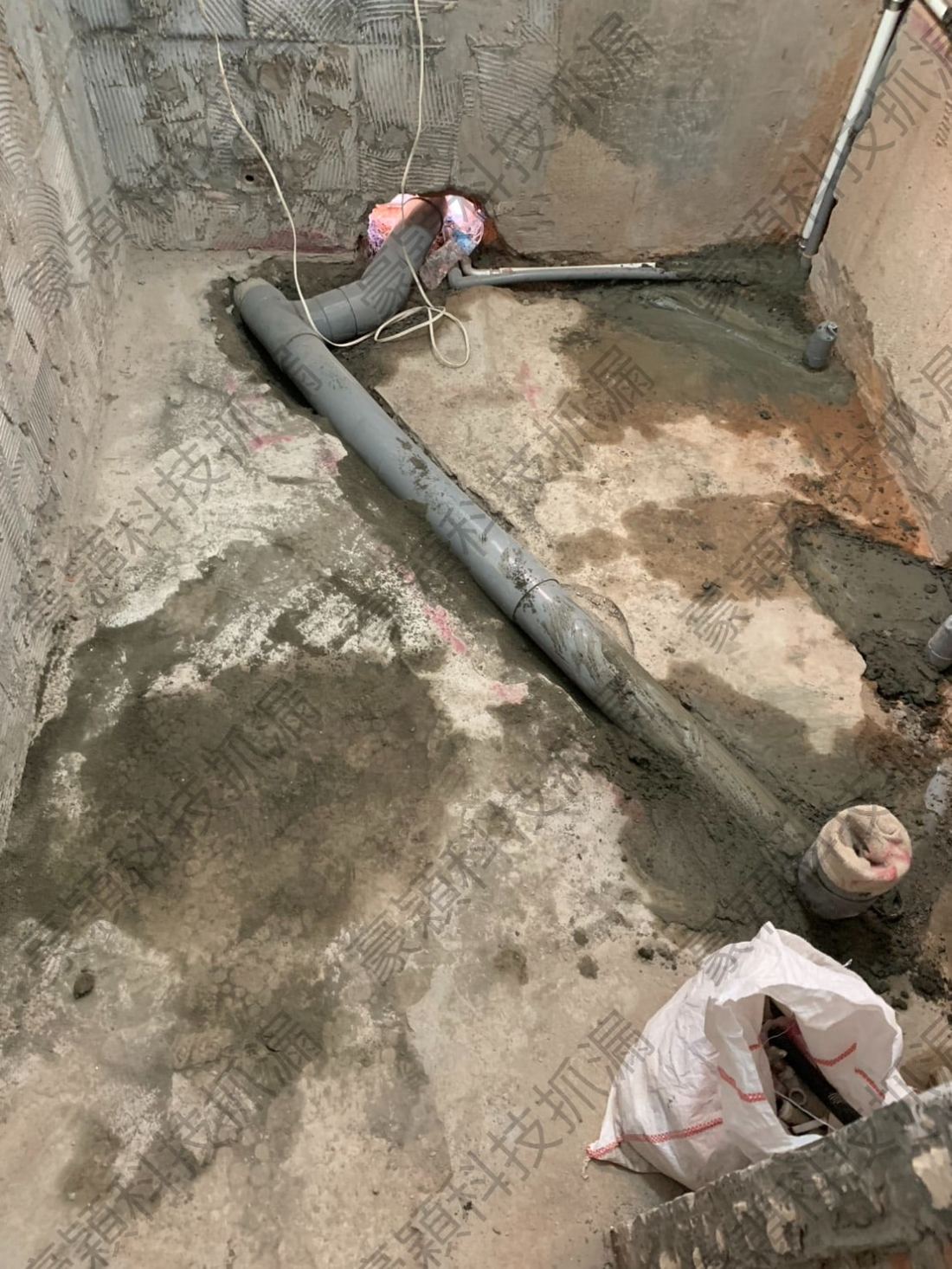 屋頂漏水怎麼辦？科技抓漏專家教你精準找出根源與修繕全攻略 - 豪穎抓漏案例實景照片