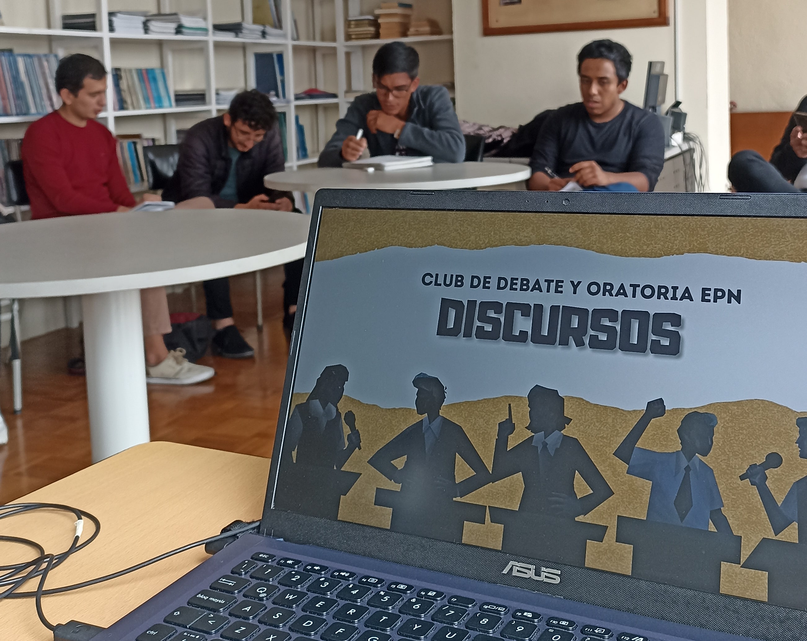 Sesión de práctica del CDO-EPN