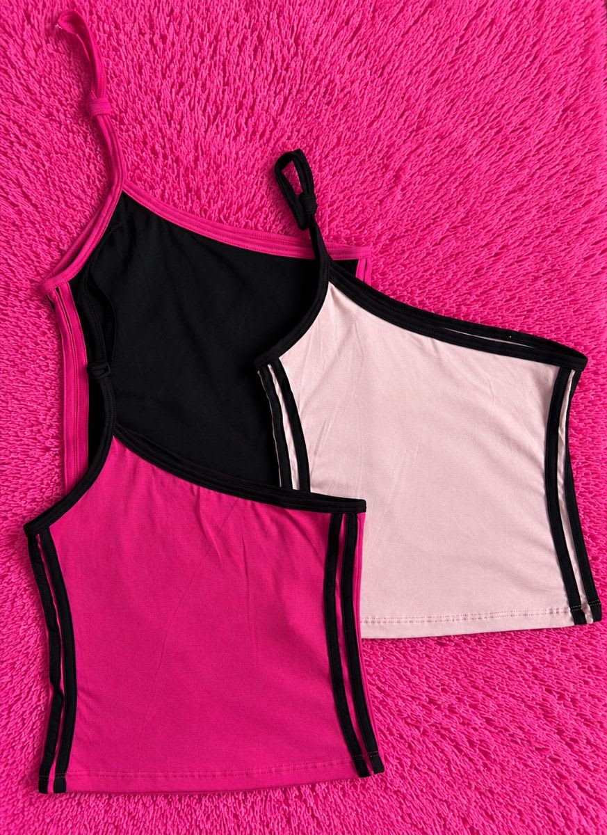Disponible negro y rosa