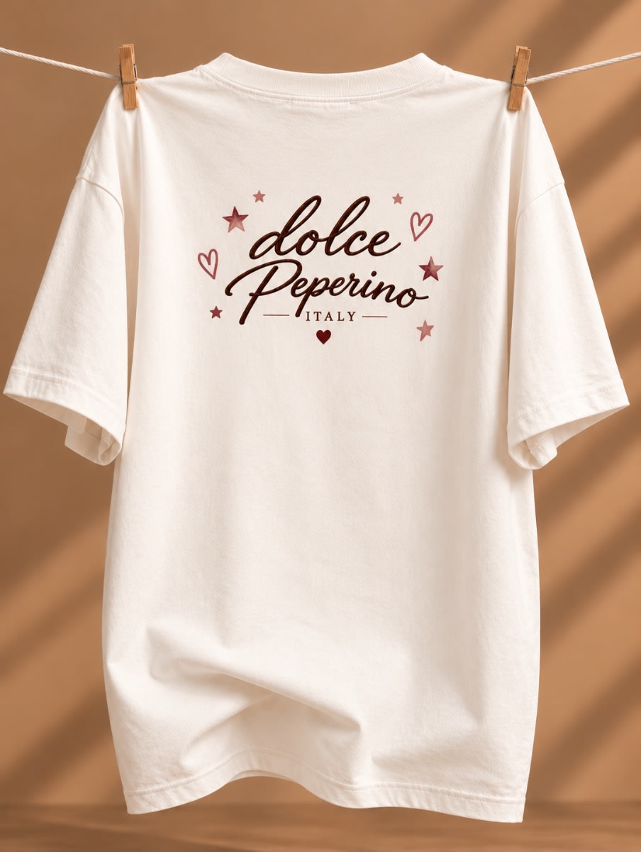 Vista 2 de Remera Dolce Glam 🤎🎀